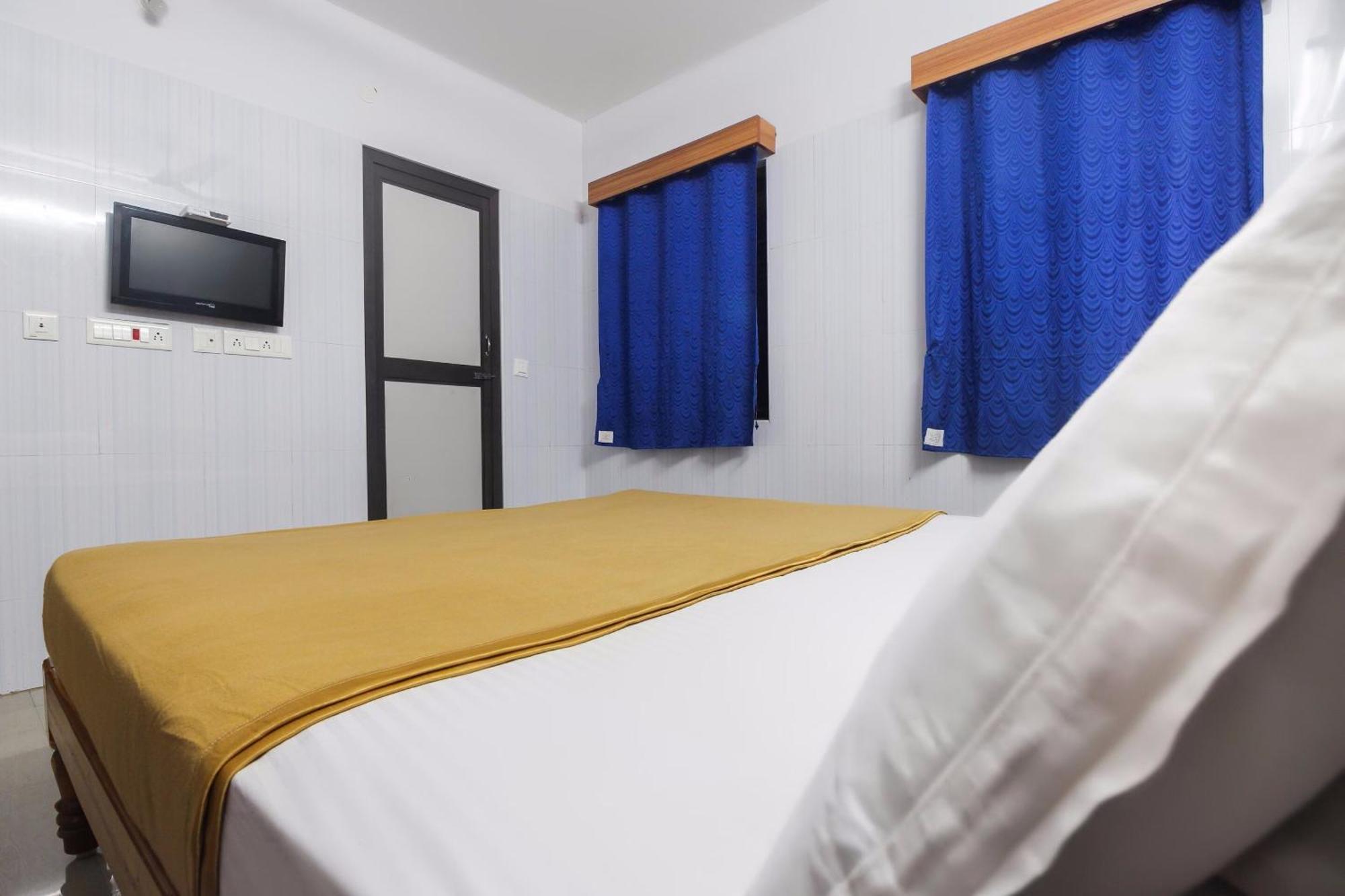 Hotel O Jks Deluxe Lodge Udaiyarpalaiyam المظهر الخارجي الصورة