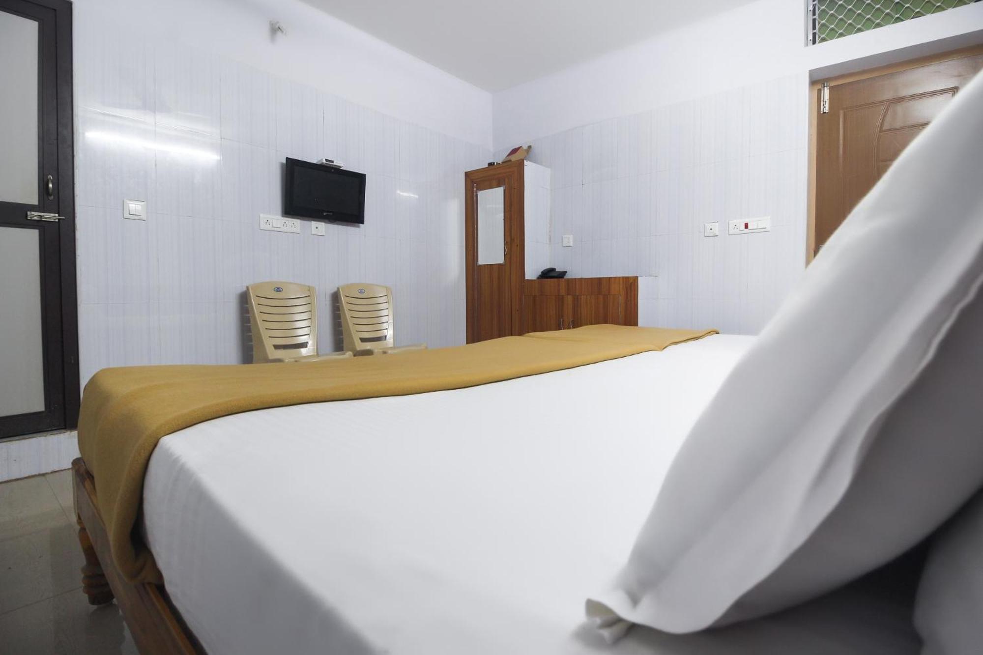 Hotel O Jks Deluxe Lodge Udaiyarpalaiyam المظهر الخارجي الصورة